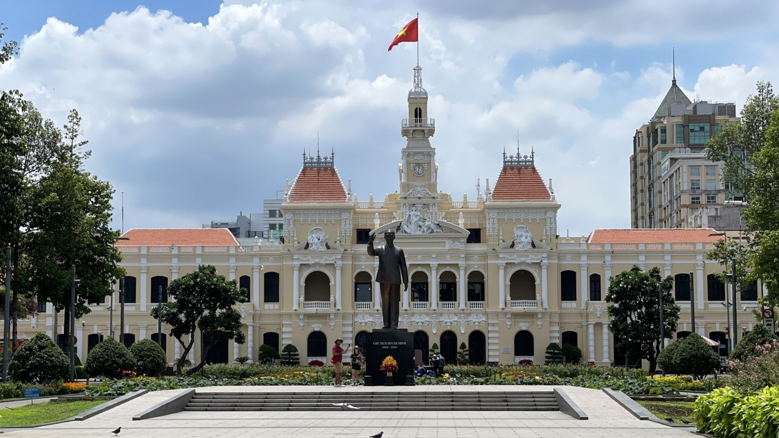 Một nhịp sống rất khác trong lòng TP.HCM sôi động